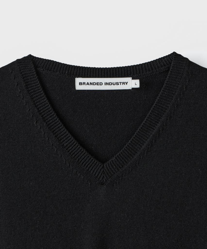Beulaendideu Solid V-Neck Half Knit [Black]