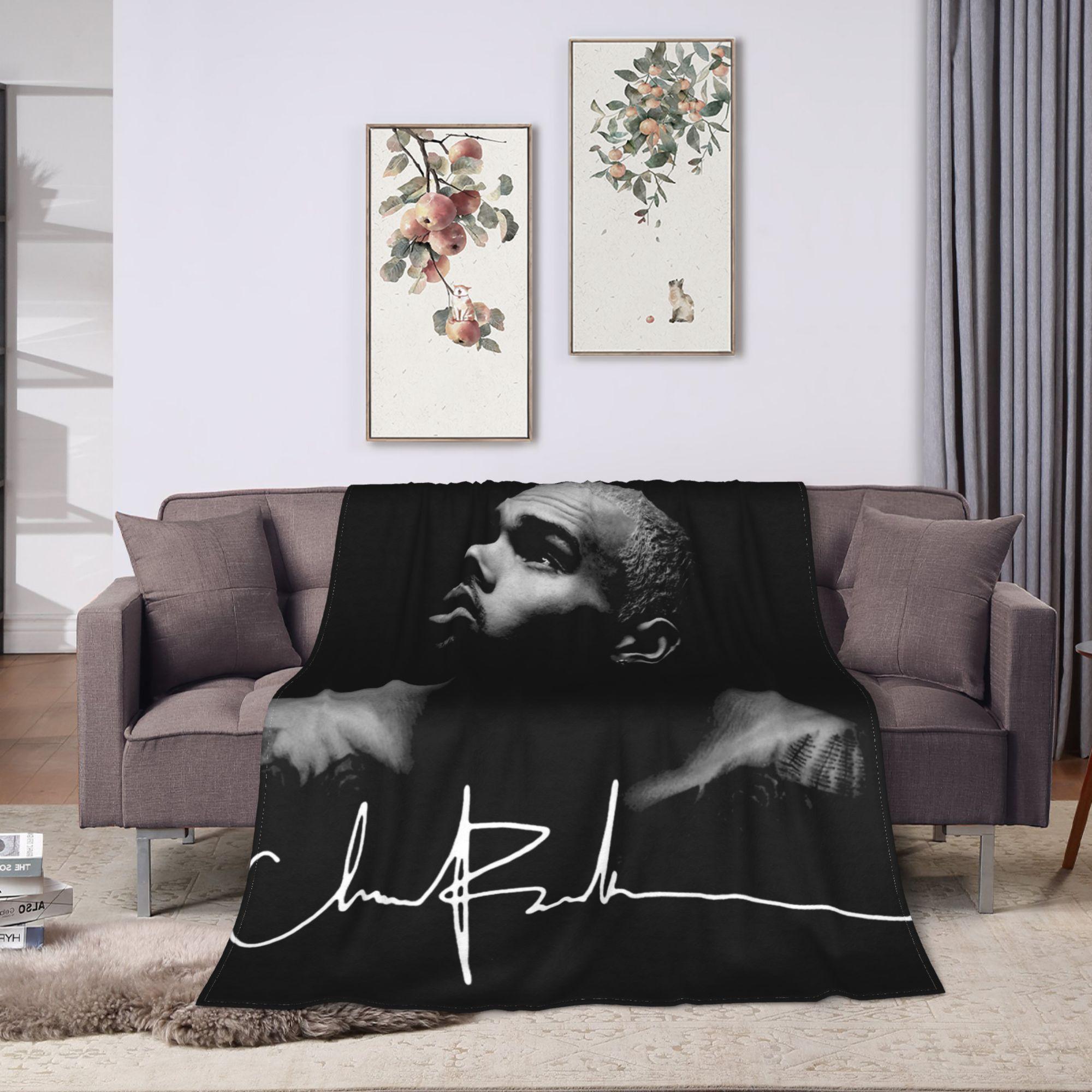 Middle Finger Vintage Chris Brown Blankets Fleece Autumn  Multi-function Super Soft Throw Blanket for Bedding Outdoor Bedspread 30x40in