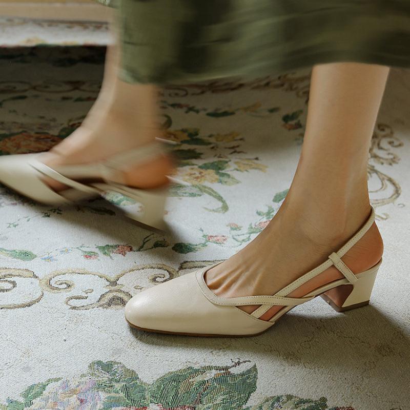 New Women's High-heeled Sandals Thick-heeled Buckle Bag Head Sandals Women's Casual Leather Beef Tendon Sole Square Head Rear Empty Sandals