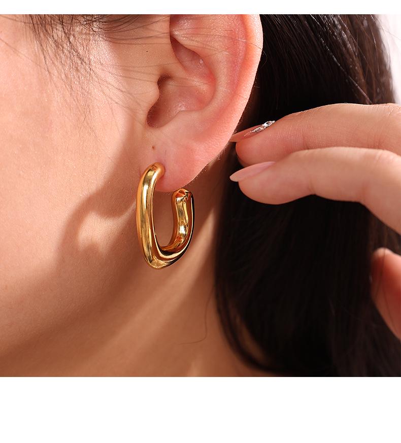 G-shaped Gold-plated Stainless Steel Geometric Earrings - Unique & Fashionable Design