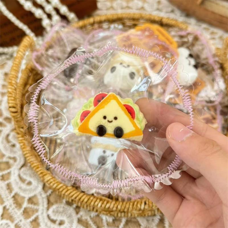 Comida de Simulação Fofa Torrada Hambúrgueres Bolo Brinquedo de Apertar Silicone Brinquedo para Alívio de Estresse Diversão Descompressão Brinquedo de Recuperação Lenta Chaveiro Presentes