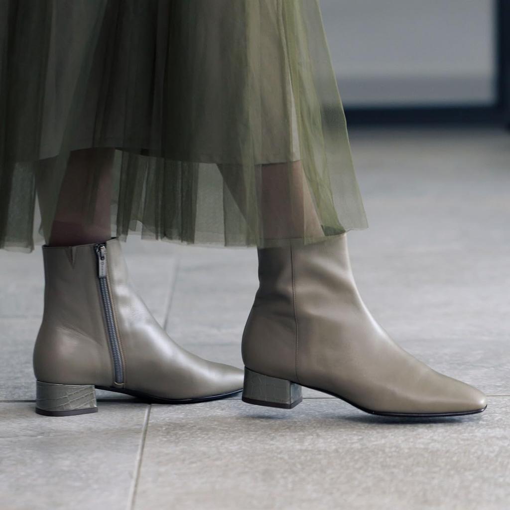 Toe Short Khaki 220 HIMIKO/Himiko/Square Boots/631402