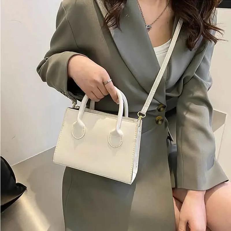 Minimalistische Schwarze Kleine Quadratische Tasche All-Match Handtasche mit Oberem Griff Klassische Umhängetasche für die Arbeit Damen Handtaschen Crossbody-Taschen