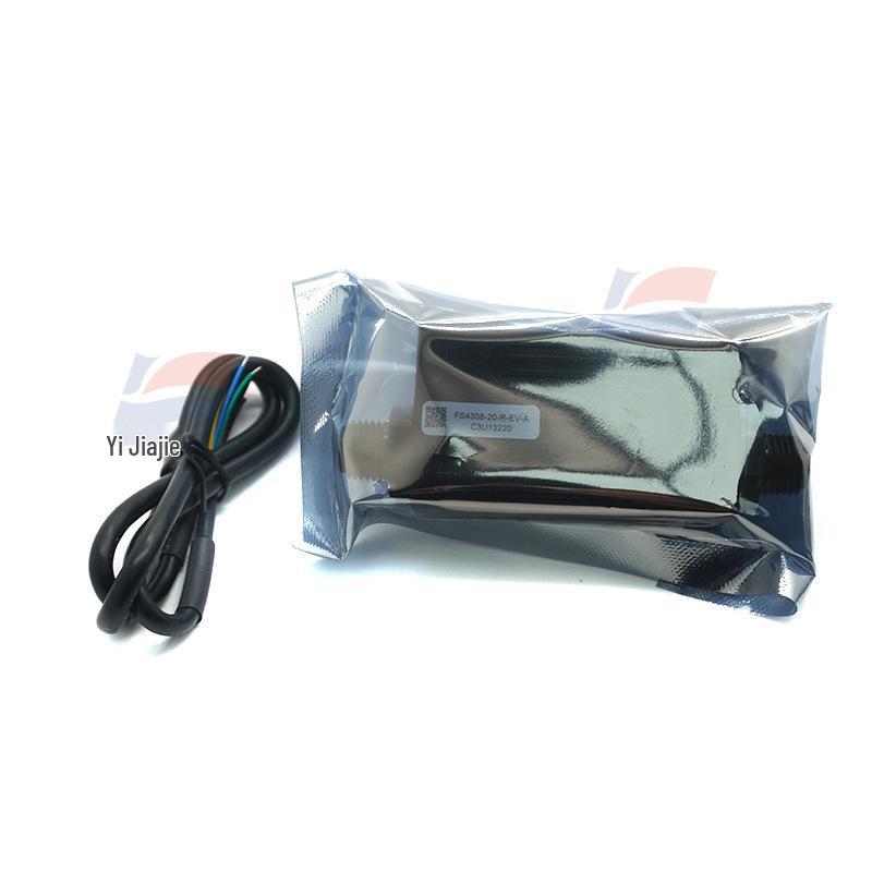 FS4308 Gas Flow Sensor: Measures gas mass flow with various specifications available.