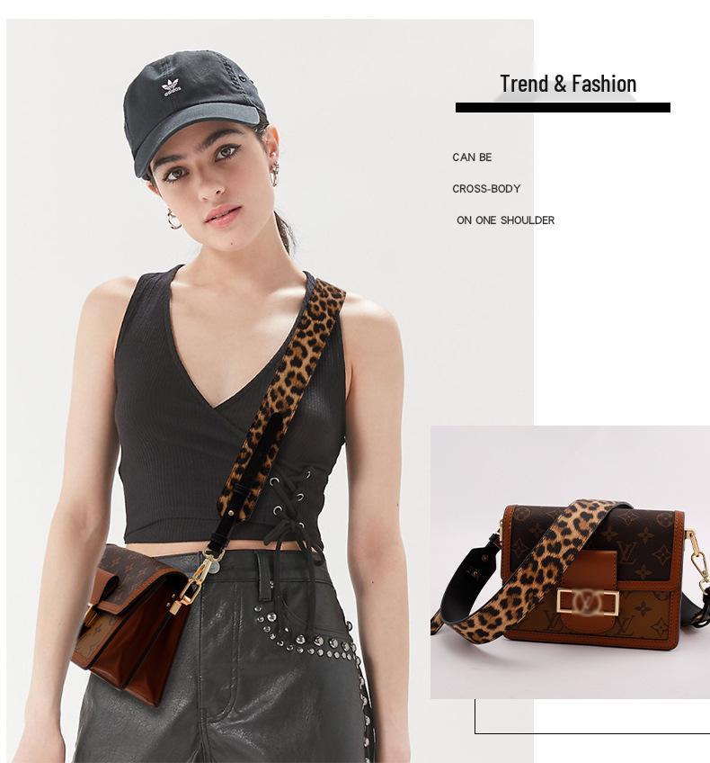 Borsa a tracolla da donna versatile con stampa blu, tracolla larga, accessorio con texture a grana di litchi