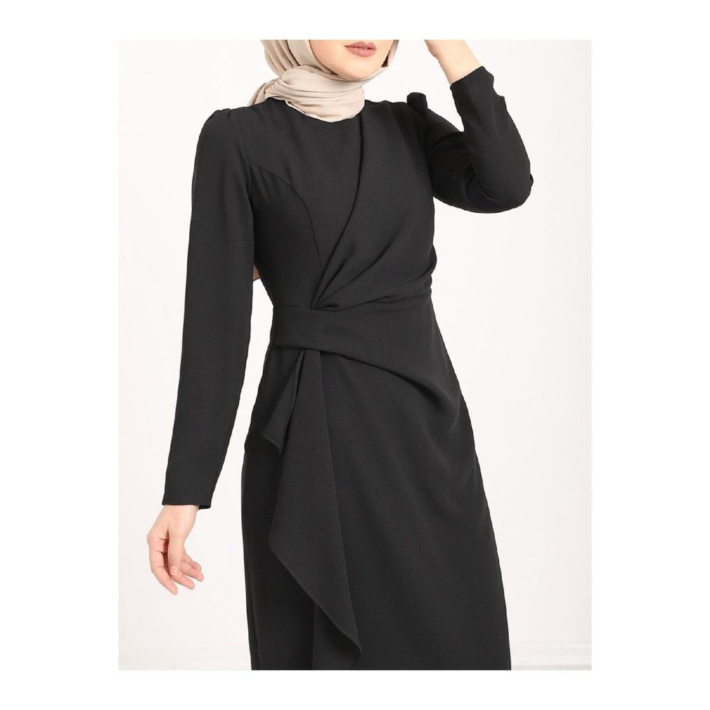 Asymmetrical Crepe Dress With Aller Front And Skirt
