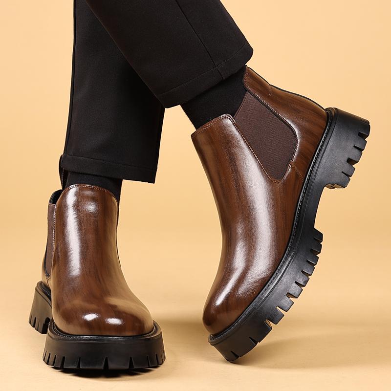 Slip on Leather Basic Boots Man Round Toe Style Outdoor Motorcycle Boots Warm Plush Fur Winter Boots for Men Comfy Outdoor Shoes