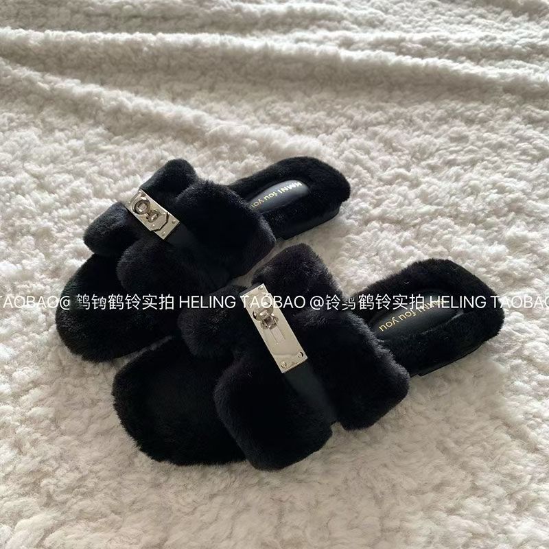 Internet Celebrity Fluffy Slippers Women Wear 2025 Autumn and Winter New Thick Bottom One-word Drag Small Fragrant Trend Plush Slippers