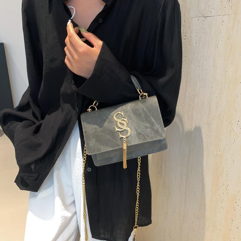 Fashion This Year's Trendy Underarm Texture Is Fashionable and Beautiful Niche Design New Trendy One-shoulder Oblique Span Small Square Bag