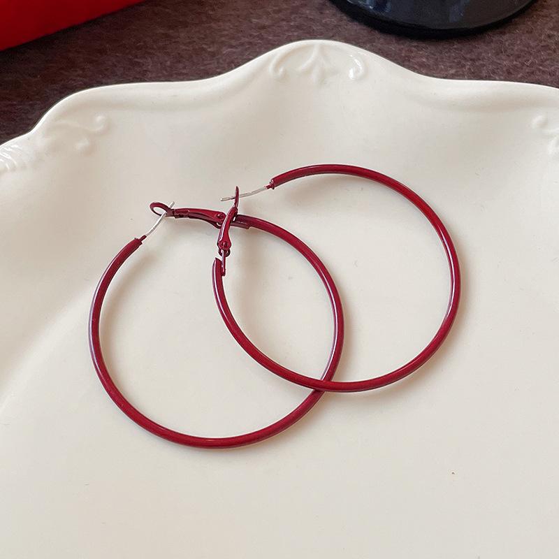 

Ankela Red Silver Needle Round Plain Ring Earrings European and American Exaggerated Design Earrings Fashion Simple Temperament Earrings Women