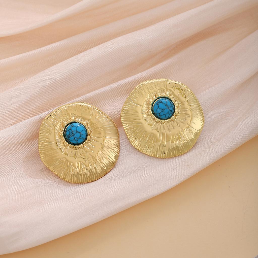 French Retro Irregular Flower Texture Stud Earrings, Medieval Light Luxury High-End Metal Style Fashion Temperament Earrings