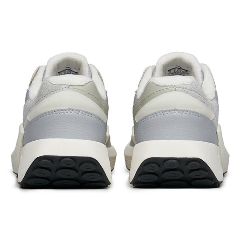 Anta Icing Abrasion Resistant Low top Running Shoes Women's Gray White Sneakers 922248856-1