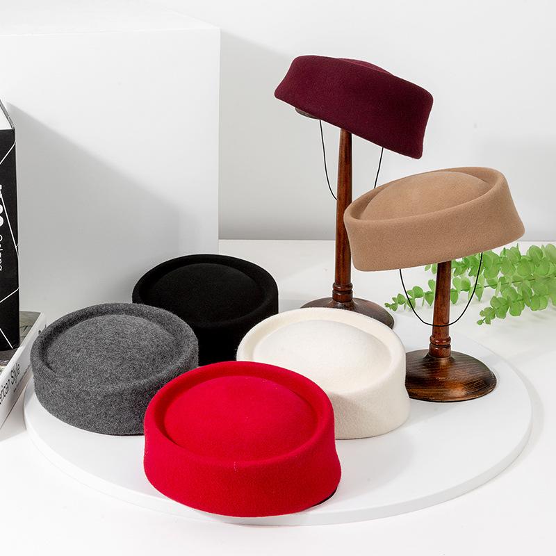 2025 New Ladies 100% Wool Fedoras Hats Concave Top British Vintage Felt Berets Wedding Fascinator Hat Cocktail Party Pillbox Cap
