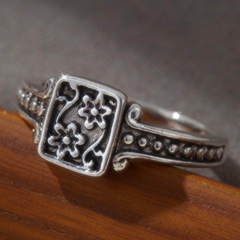 6-10 Size Vintage CopperColor Carved Floral Women's Ring, and Creative Holiday Accessories, Jewelry Gifts