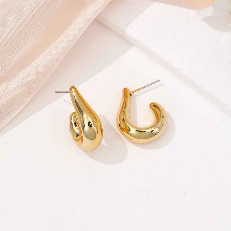 Fashion Geometric Stud Earrings Light Luxury Earrings Niche Design Gold Stud Earrings Premium Earrings