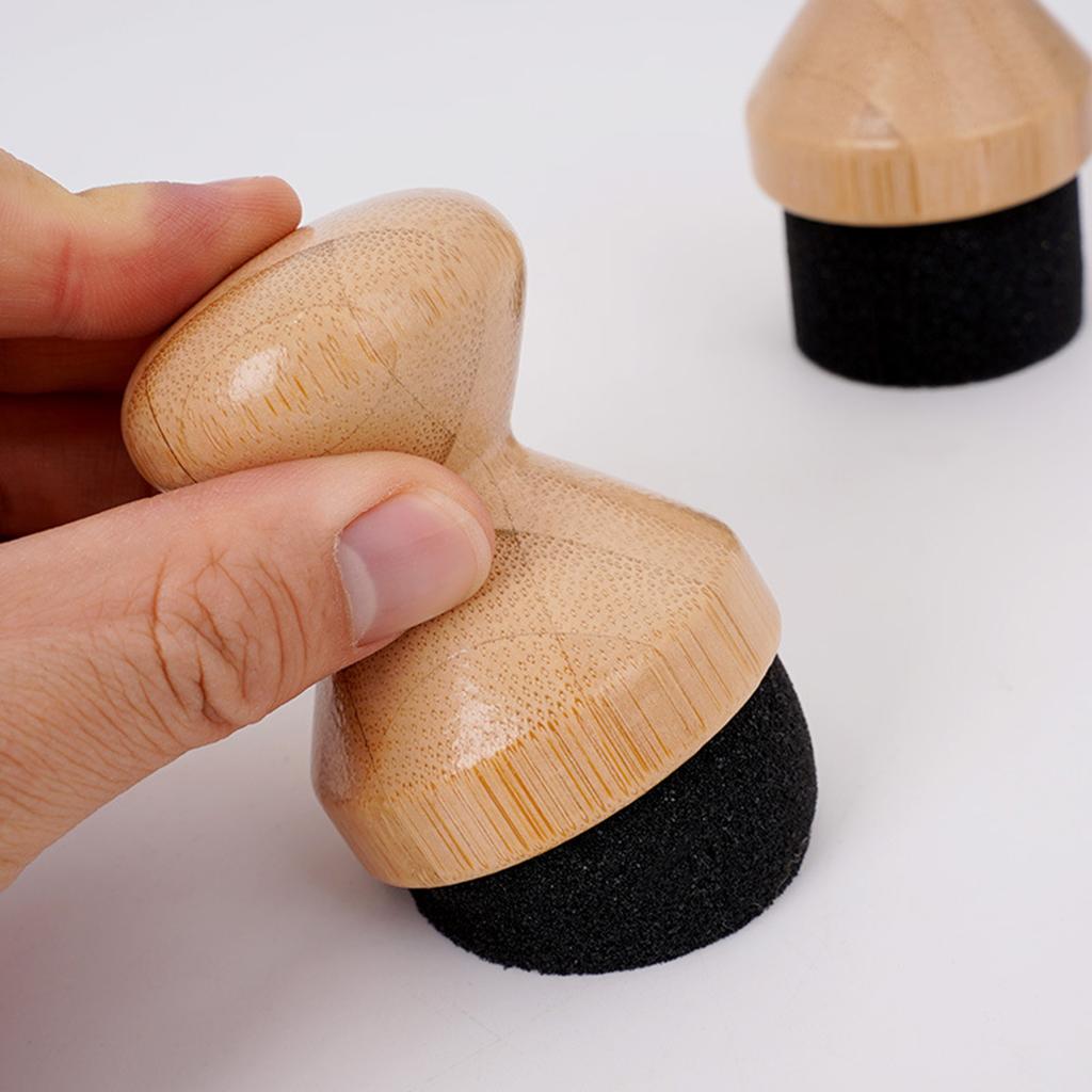 Pack of 2 Reusable Bamboo Cutting Board Oil Wax Brushes for Refreshing Cutting Boards and Wooden Utensils
