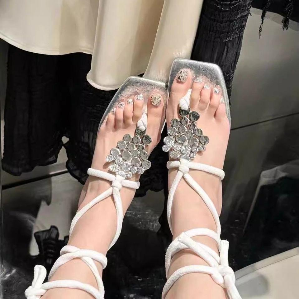 2025 new temperament French high heels women's shoes summer sandals wearing flip-flops flat bottom beautiful sandals