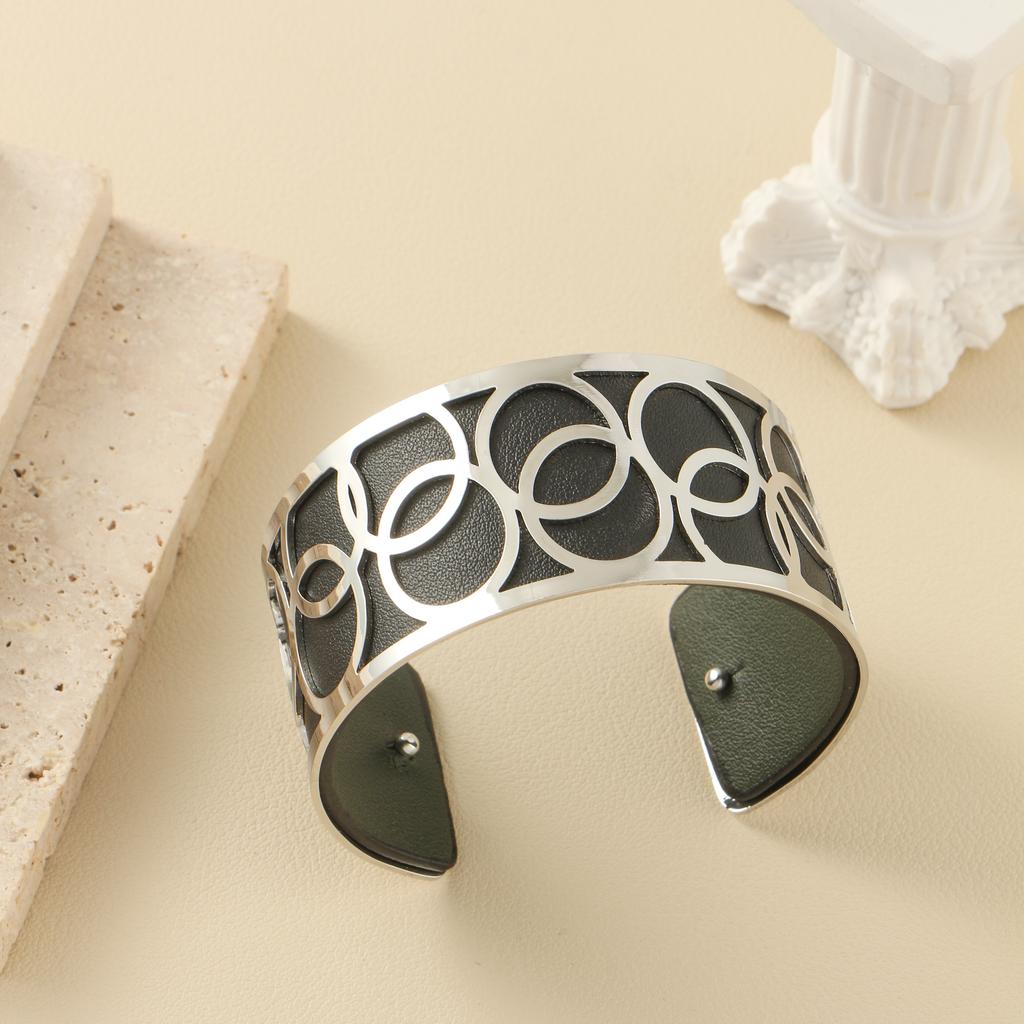 Cerchio Georgett Decorazione Geometrica Pelle Sostituibile Double Face Gioielli da Donna per Uso Quotidiano Bracciale Aperto Regalo