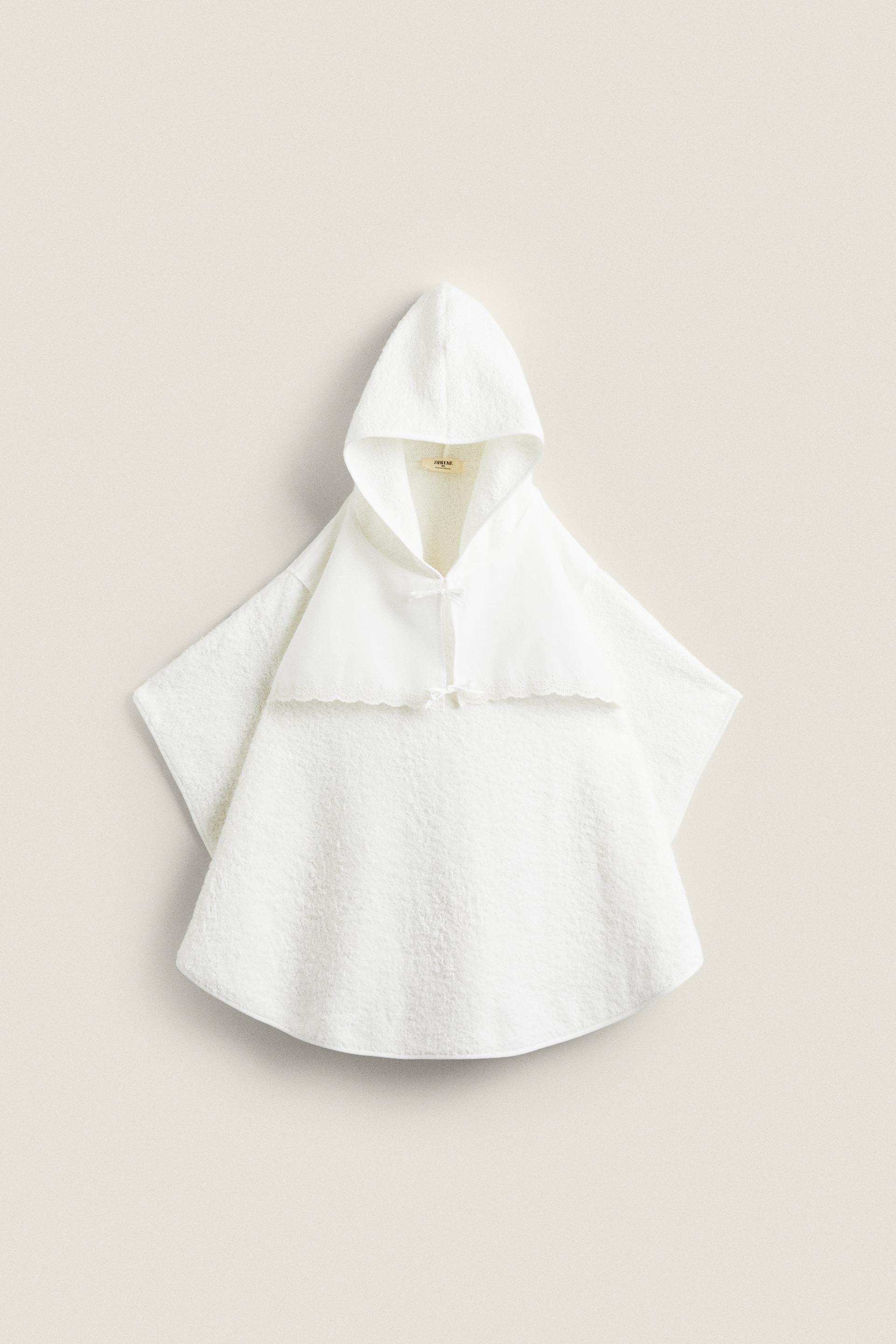 

ДЕТСКОЕ ПОНЧО ИЗ ВУАЛИ С ВЫШИВКОЙ