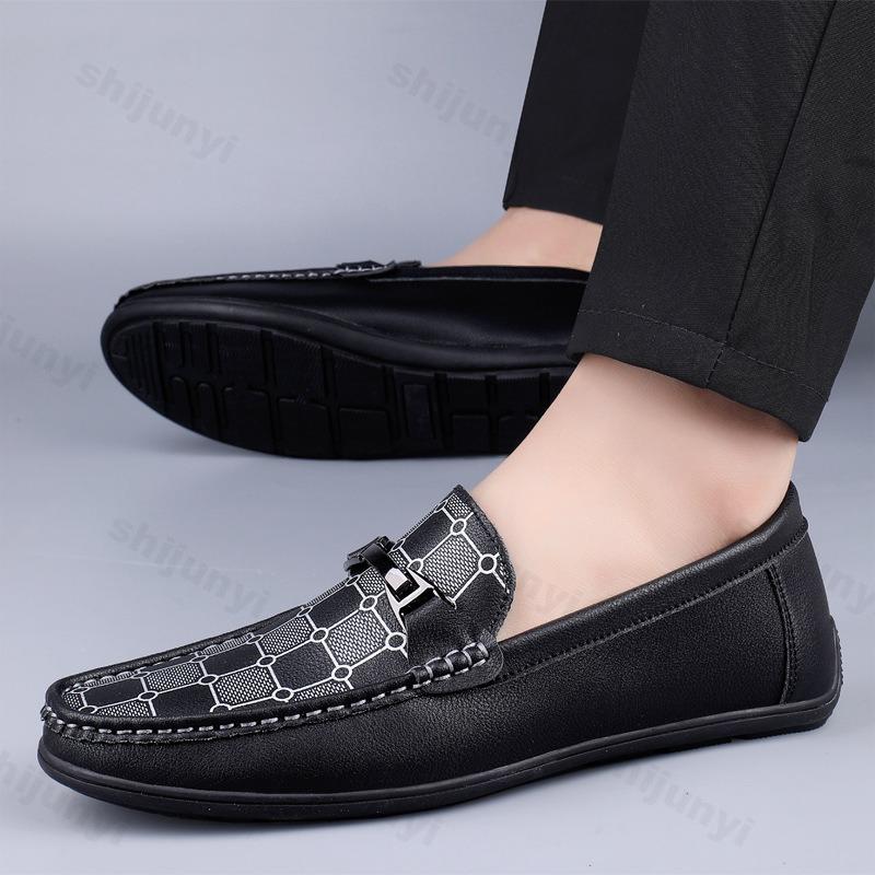 Mode Brittisk Stil Retro Mode Vardagliga PU Läderskor för Herr 2025 Höst Nya Lågskurna Bekväma Mode Slip-on Loafers