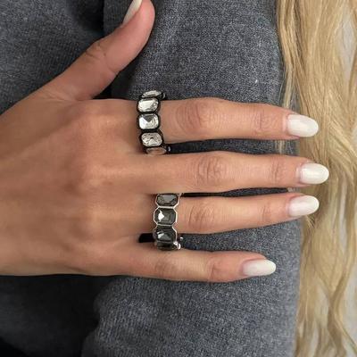 Ingemark Trendy Punk Acrylic Rhinestone Open Ring Women 2026 New Goth Adjustable Finger Rings Jewelry Daily Party Prom Jewelry
