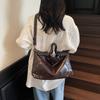 Retro Bag Women's Large-capacity New Summer Casual Messenger Bag Rivet Portable Commuter Tote Bag