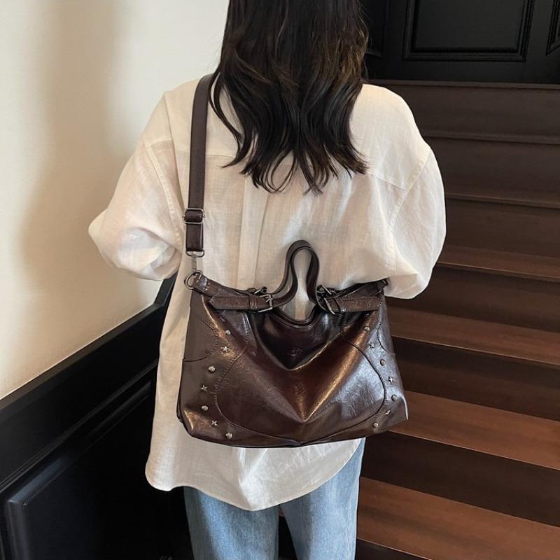Retro Bag Women's Large-capacity New Summer Casual Messenger Bag Rivet Portable Commuter Tote Bag