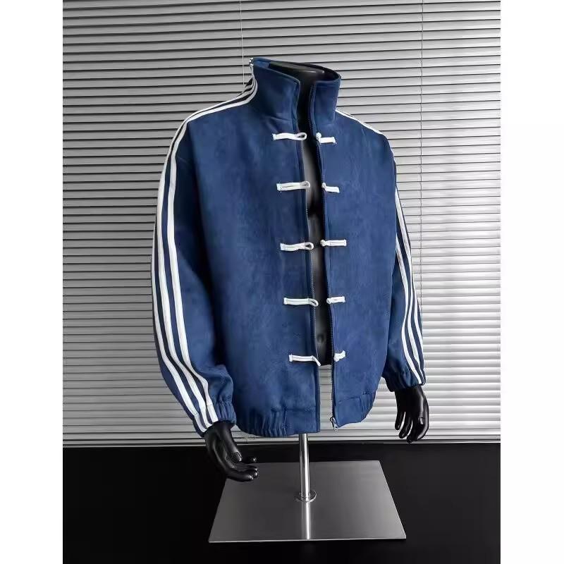 Nuova giacca casual stile cinese a tre strisce con bottoni tradizionali cinesi, giacca baseball con colletto alla coreana