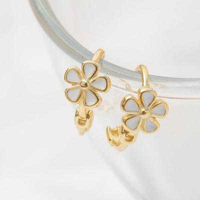 Elegant and Fresh Flower Ear Buttons for Women Niche Design Earrings Student Trend