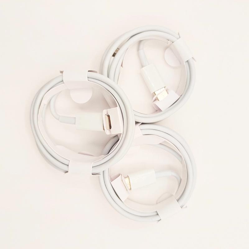 Type-C To Lightning Apple PD Fast Charging Cable: Compatible with Apple Devices for Quick Data Transfer and Charging.