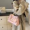 Chain Tote Bag Women's New Fashion Versatile Shoulder Messenger Bag Solid Color Student Commuter Bag