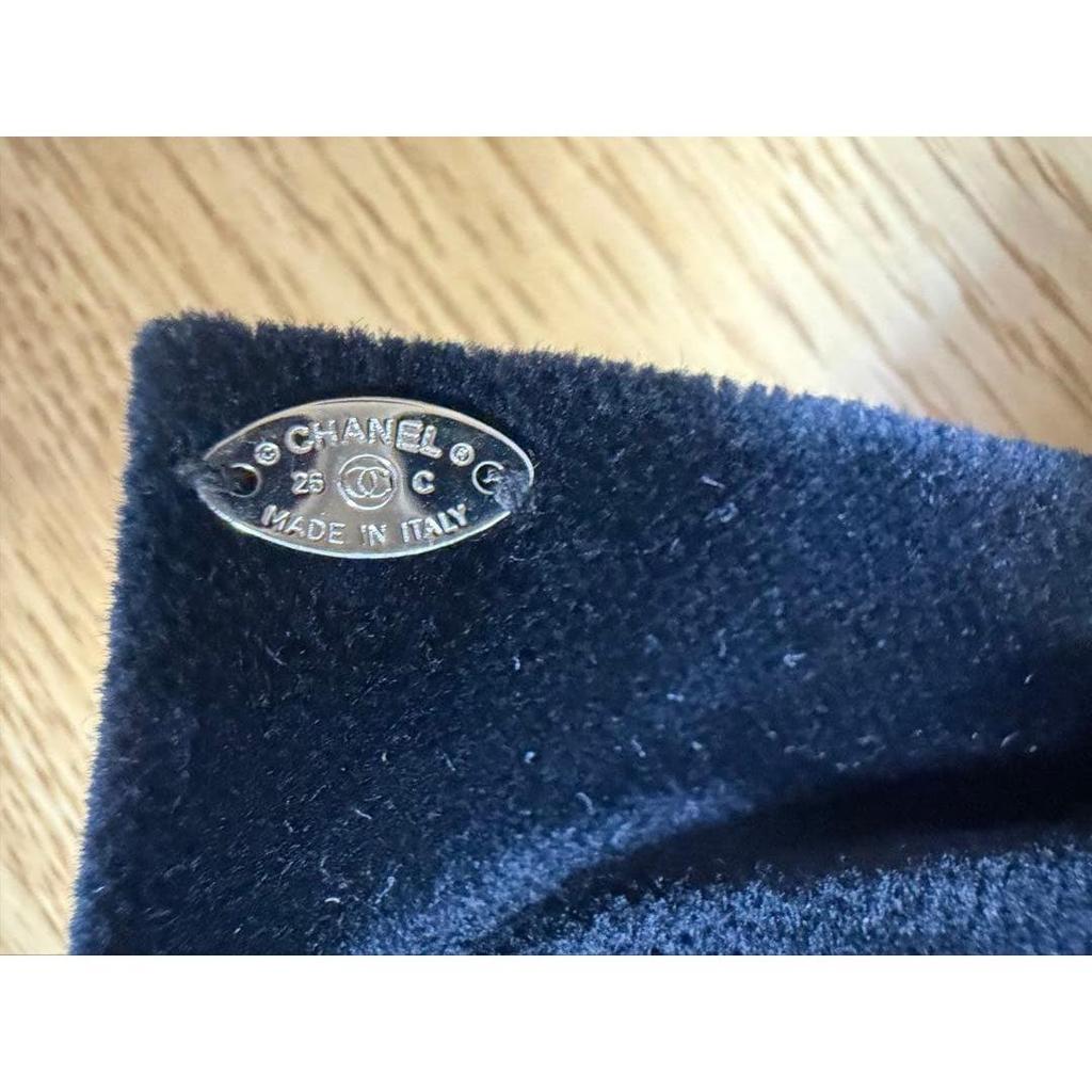 Used Current, Rare, Sold Out, Lowest Price, Authentic CHANEL Velvet Ribbon Barrette