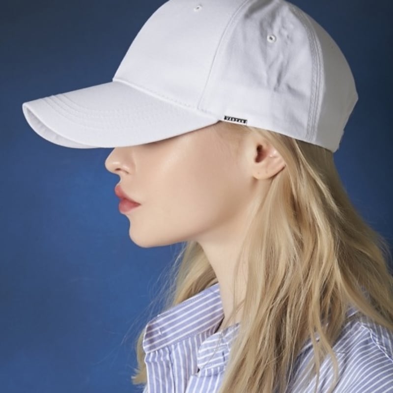 

VARZAR Metal Tip Overfit Ball Cap White FREE