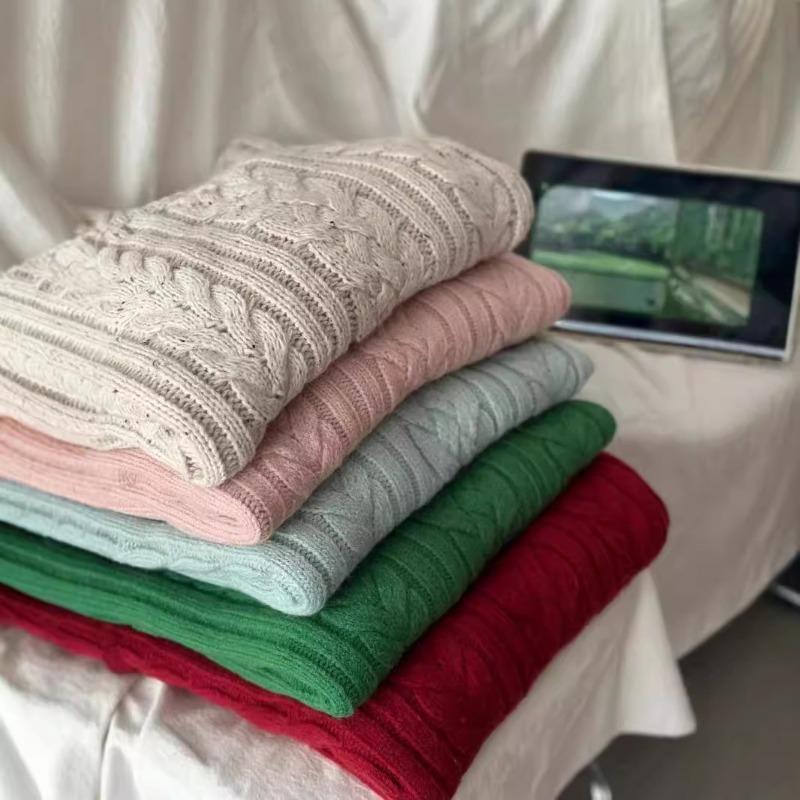 Lazy Wind Crew Neck Pullover Women's New Autumn and Winter Design Sense Retro Casual Versatile Knitted Sweater