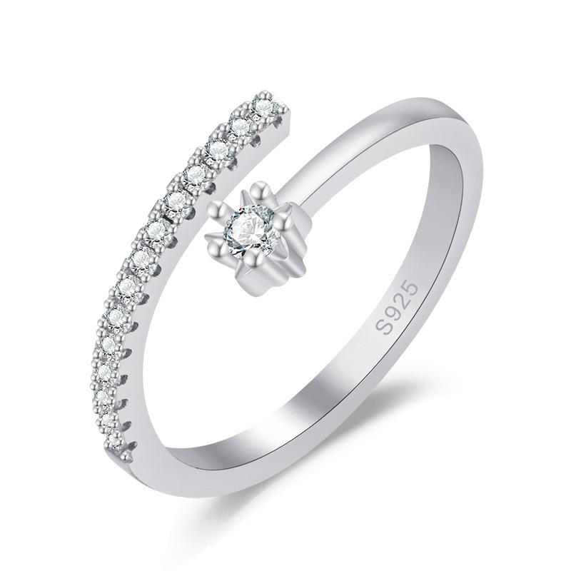 2022 Korean Fashion Women's Diamond Flash Open Ring - Stylish Hollow Design