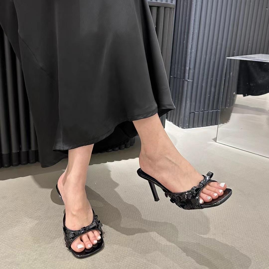 

Sequined silver sandals fairy shoes one-word shoes with skirt high-heeled slippers 35 чорний