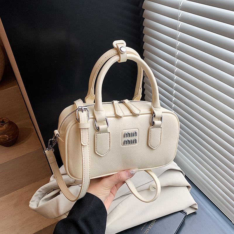 Popular Small Bag Women's New Fashion Versatile Messenger Bag Portable Pillow Bag