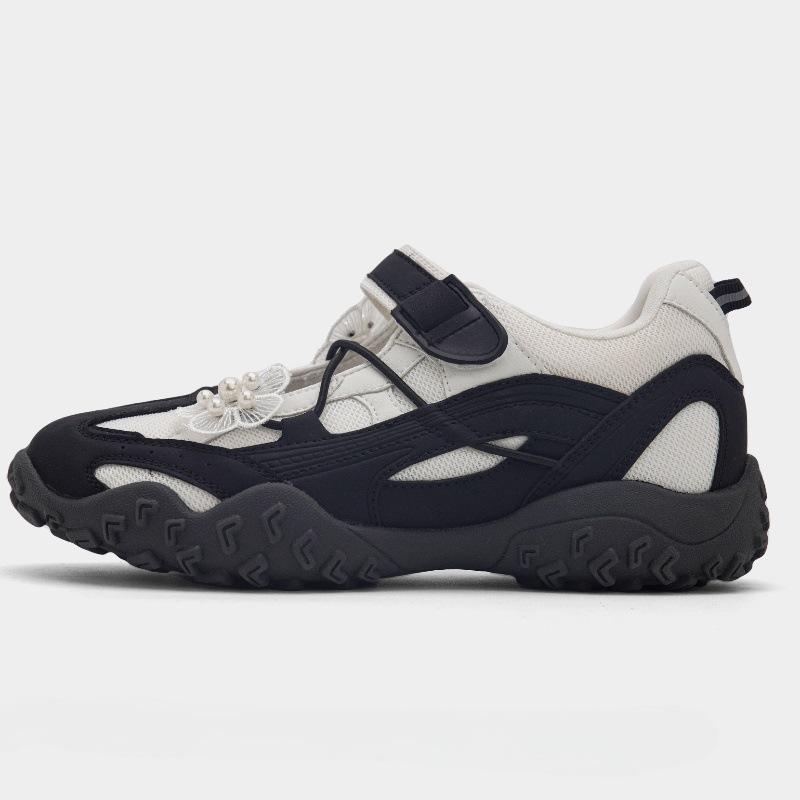 New retro round head thick sole Velcro casual shoes women's versatile leather soft sole