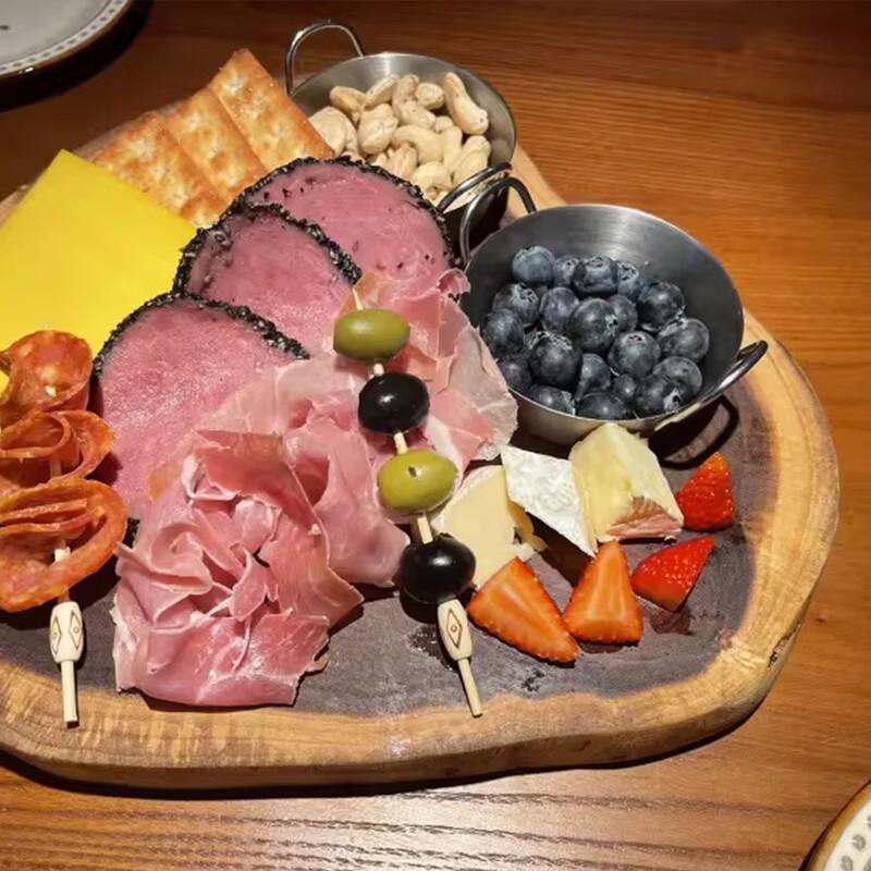 Natural Acacia Wood Irregular Cutting Board