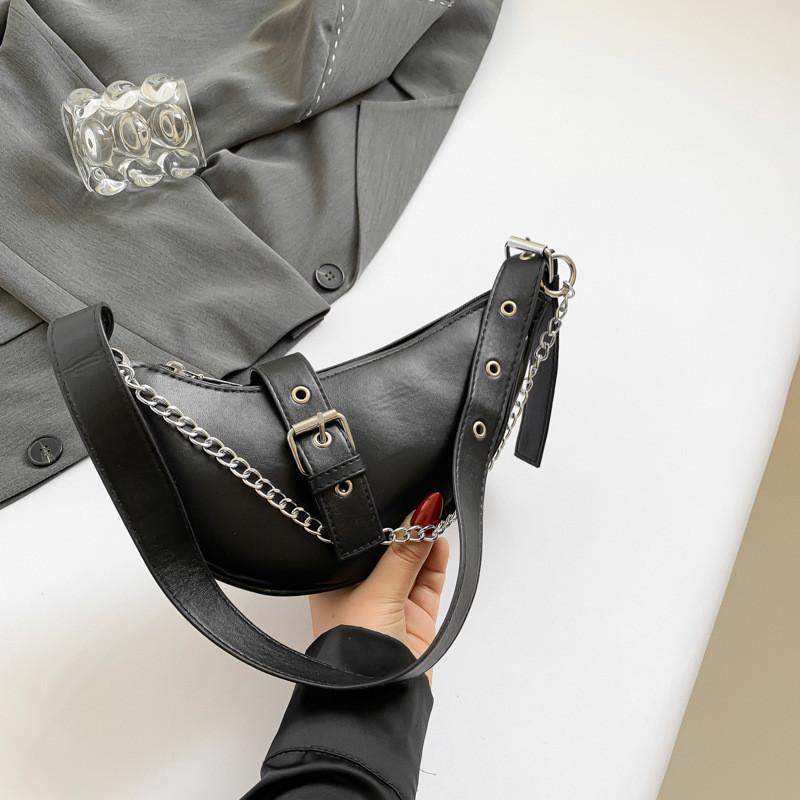 Trendy Black And Silver Chain Shoulder Bag Stylish Pu Material For Everyday Fashion чёрный