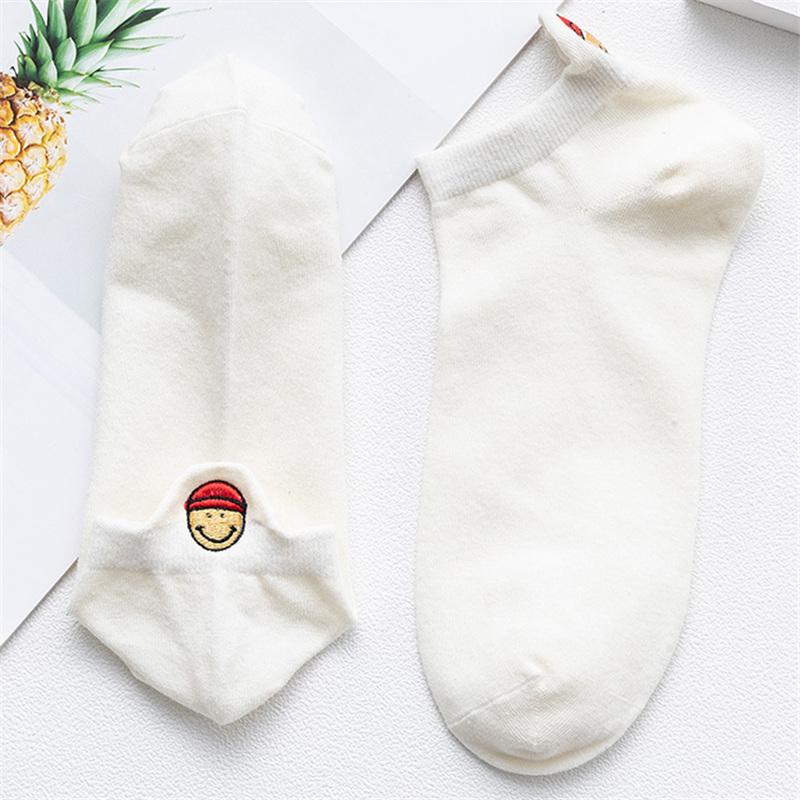 Kawaii Expression Brodée Couleur Bonbon Chaussettes Femme Happy Mode Filles Cheville Sokken Drôles Coton Unisexe Noël Dropship
