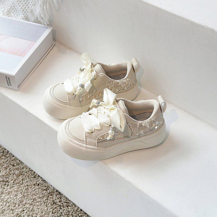 

Обувь для девочек детская спортивная обувь 2025 новая модная обувь для девочек в корейском стиле повседневная обувь на доске обувь для детей среднего и старшего возраста весенне-осенняя обувь 36