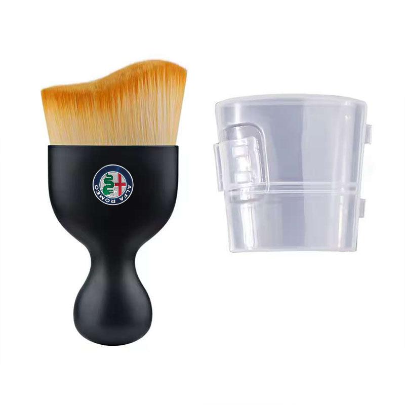 Keychain Car Air Vent Cleaning Soft Brush With Casing Clean Tool Dusting Crevice Brush For Alfa Romeo 4C 159 166 Giulia 156 147