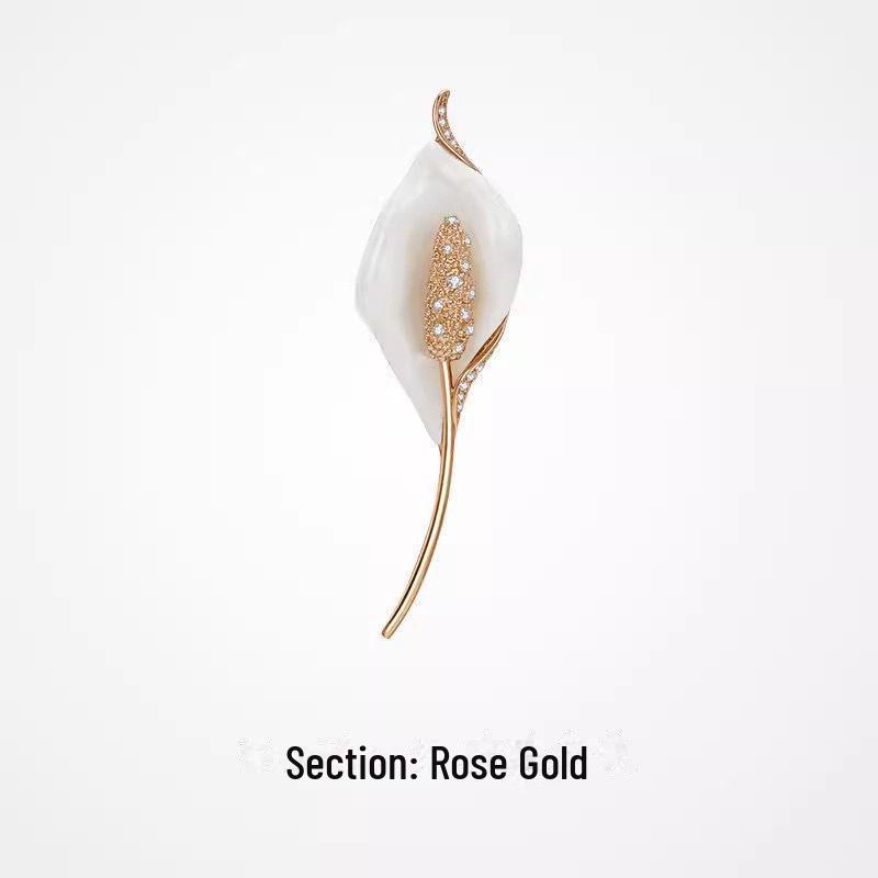 Elegante Luxus-Blumenbrosche: Hochwertiges Damen-Accessoire für anspruchsvollen Stil