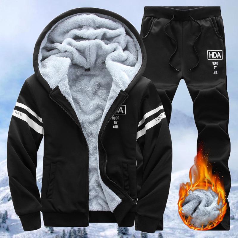 

Зимний мужской повседневный спортивный костюм с капюшоном плюс бархатный свитер Спортивная толстая теплая мужская одежда XXL чёрный