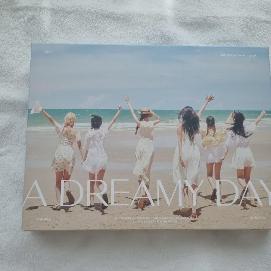 

IVE Фотоальбом «Мечтательный день»