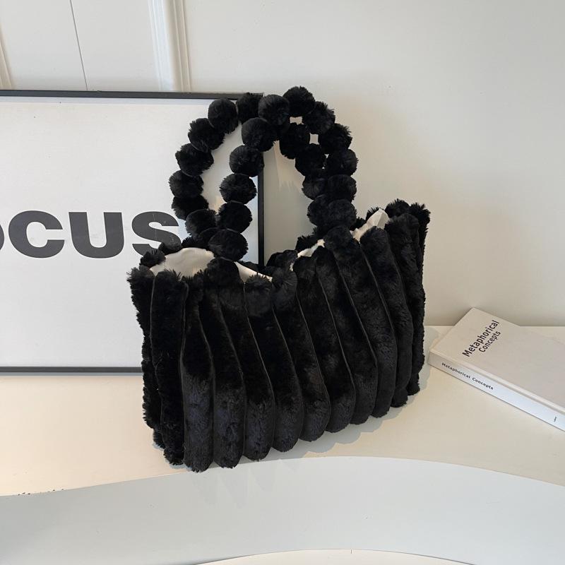 Trendy Autumn/Winter Plush Shoulder Bag – Cute, Fashionable, Large Capacity Handbag