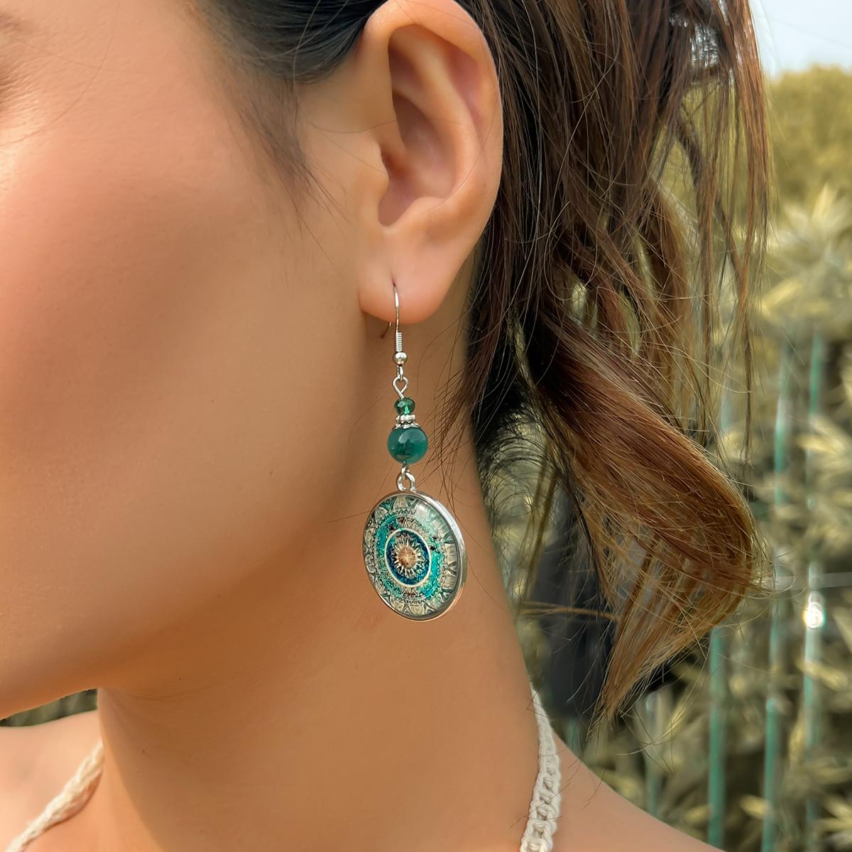 

Ingemark Ethnic Round Glass Pendent Earrings Women Vintage Temperament Metal Pierced Ear Accessories Party Banquet Jewelry Gift