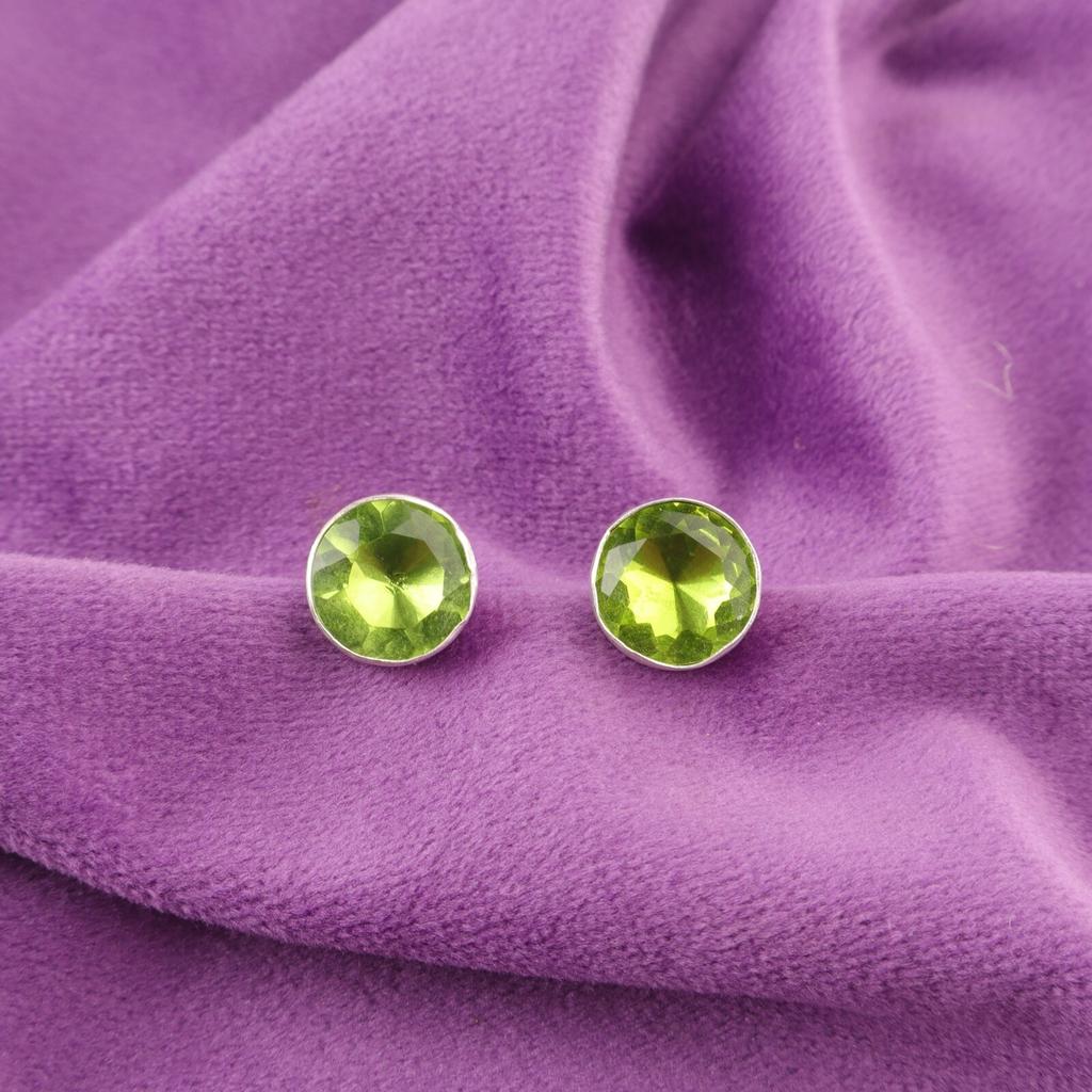 Round Heart Chakra Peridot Stone Sterling Silver Stud Post Boho Earrings Jewelry EE-150-1