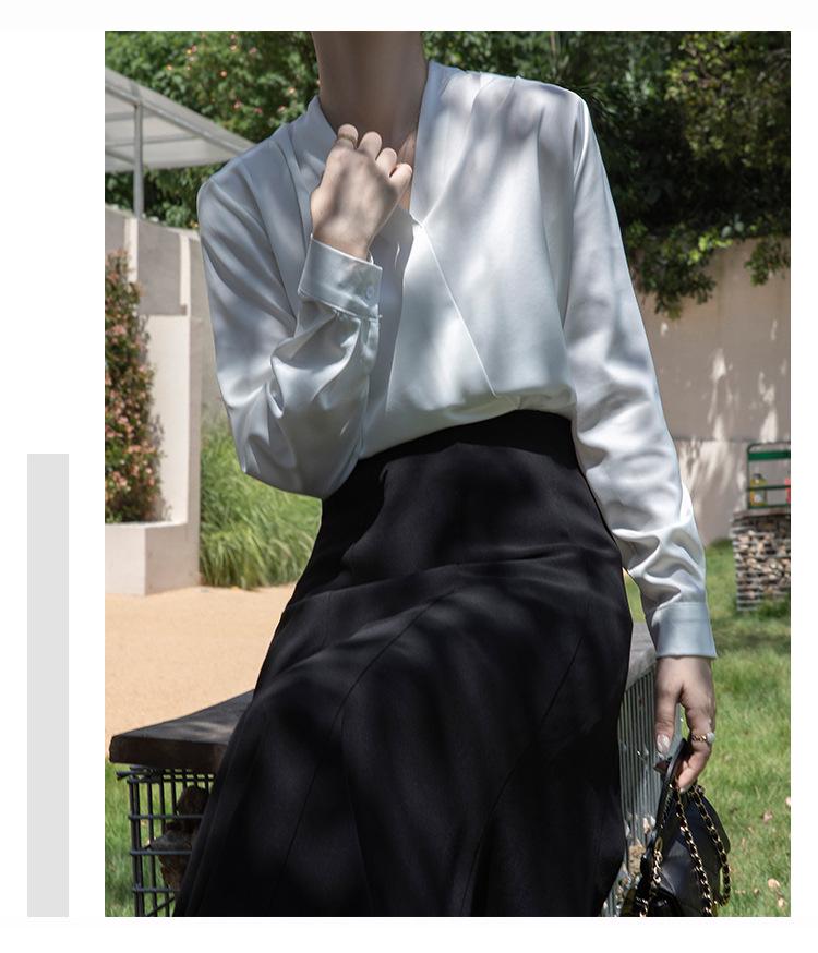 Women's Elegant Satin V-Neck Shirt: High-End Feel, Professional & Formal Wear for Spring/Autumn Commutes.